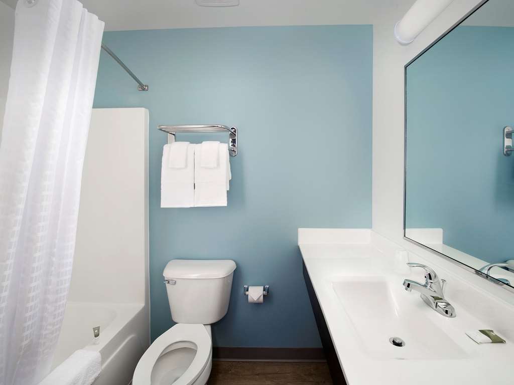 Woodspring Suites Plano - North Dallas Room photo